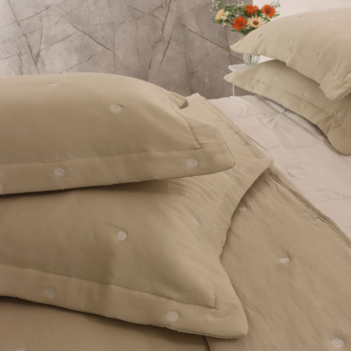 Kit Cama Solteiro Matelassê Dots - BEGE 13-0905