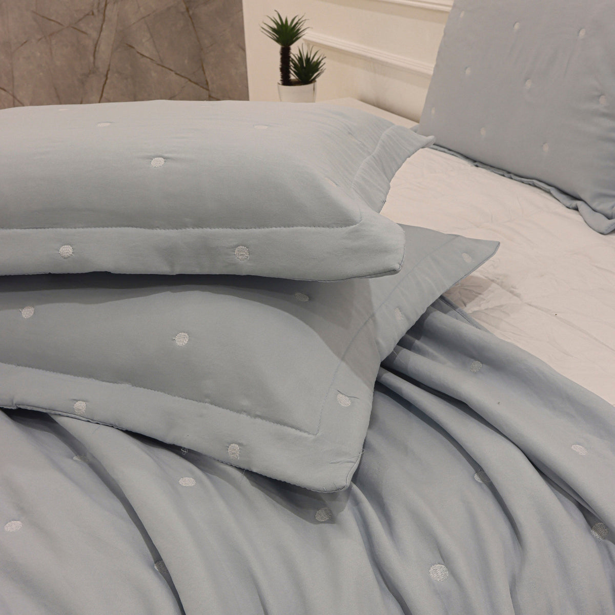 Kit Cama Solteiro Matelassê Dots - AZUL 12-4202