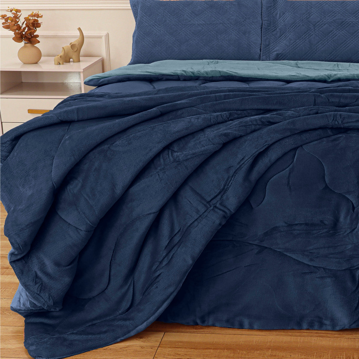 EDREDOM KING PLUSH  BICOLOR - AZUL 19-4110 / 18-4028