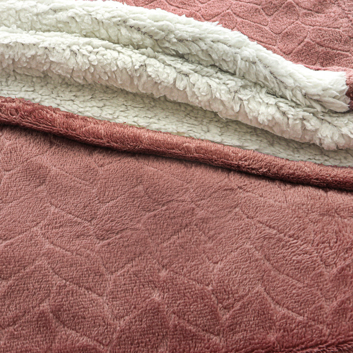 MANTA SHERPA QUEEN DELUXE - ROSA 17-1609