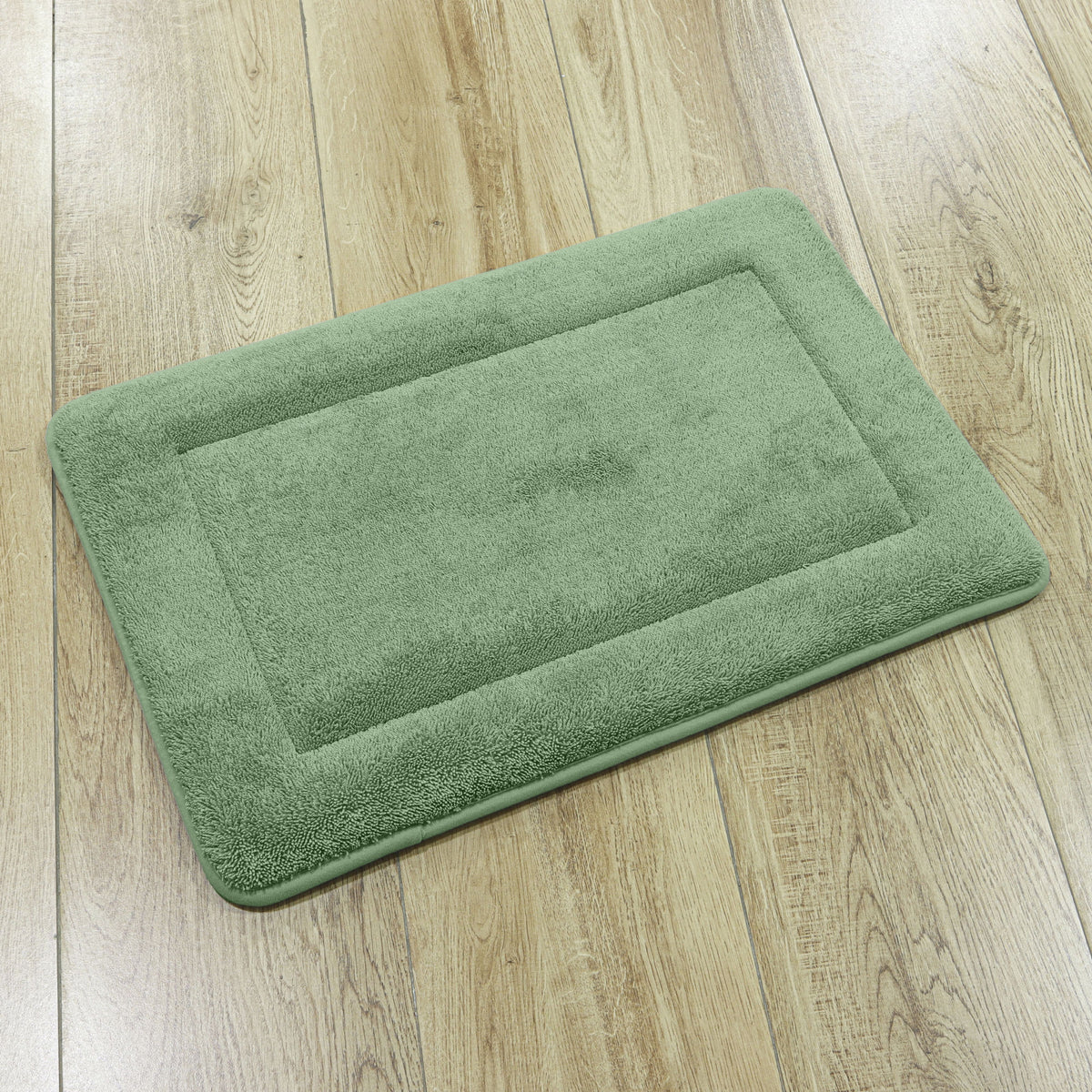 TAPETE VISCO FELPUDO - VERDE 15-5205